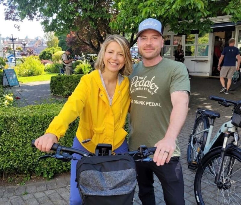 Victoria City Highlights Pedal Bike Tour - Hoods & Legends - Key Points