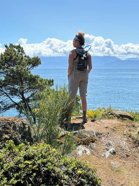 Victoria: East Sooke Park Hike with Pub visit - The Cultural Connection: Petroglyphs and Native Legends