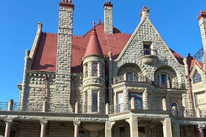 Victoria Private Tour Visiting the City and Butchart Gardens - FAQs