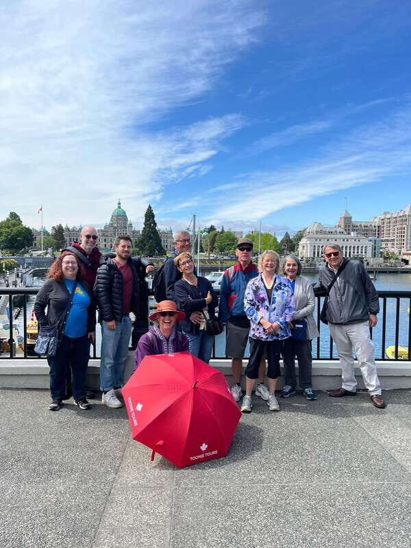 Victoria: Tips-Based City Highlights Walking Tour | 2.5-Hour - What to Expect and How the Tour is Structured