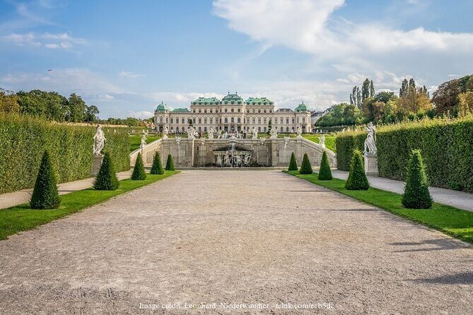 Vienna 3h Private Tour with Christmas Market & Upper Belvedere - Who Is This Tour Best For?