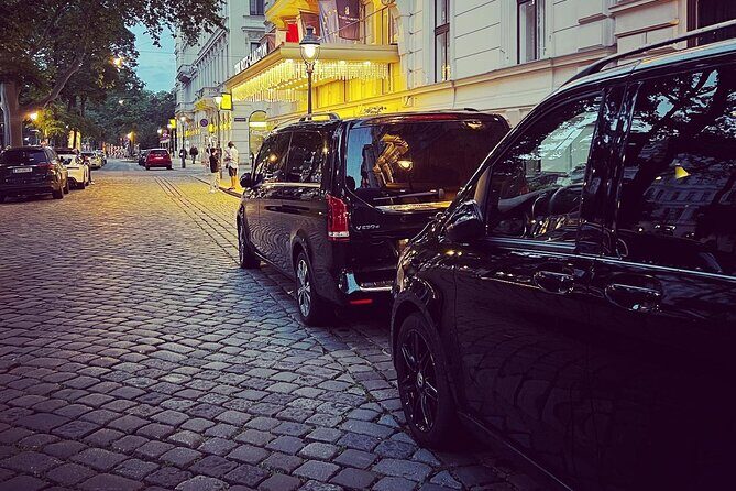 Vienna Airport Transfers From Vienna City With Private Driver - Who Should Opt for This Service?
