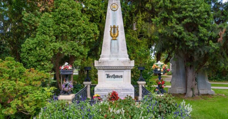 Vienna Central Cemetery Walking Tour with Transfers - Final Thoughts