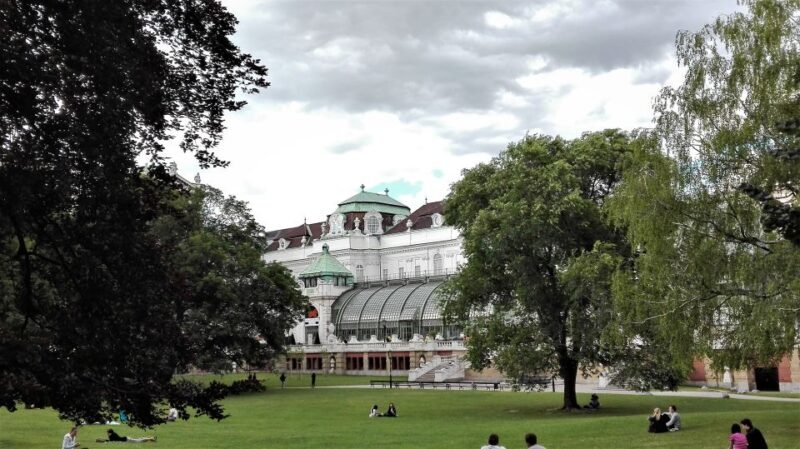 Vienna: City Highlights Guided Walking Tour & Old Town - Exploring Vienna’s Old Town in Two Hours