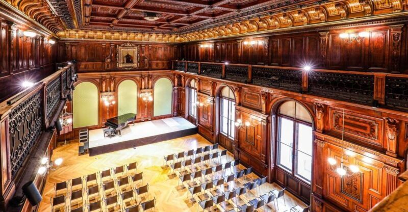 Vienna: Classical Concert at Eschenbach Palace - Key Points