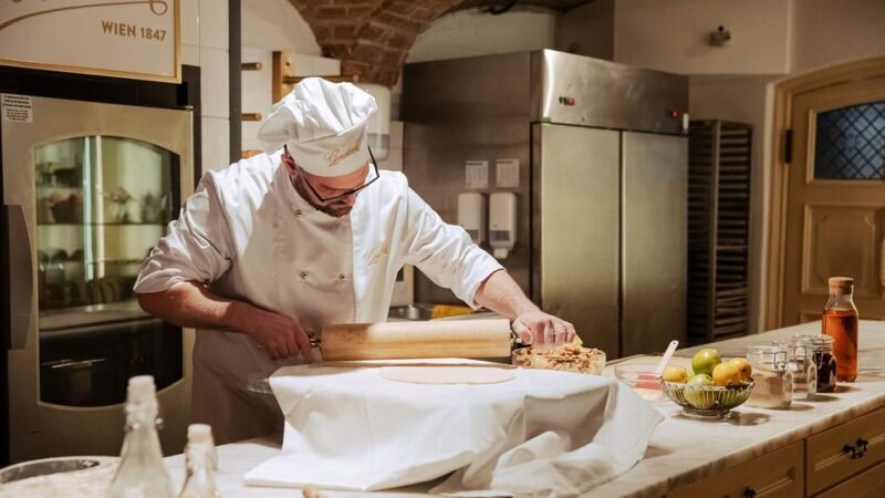 Vienna: Gerstner KuK Hofzuckerbäcker Baking Show & Tasting - Who Will Love This?