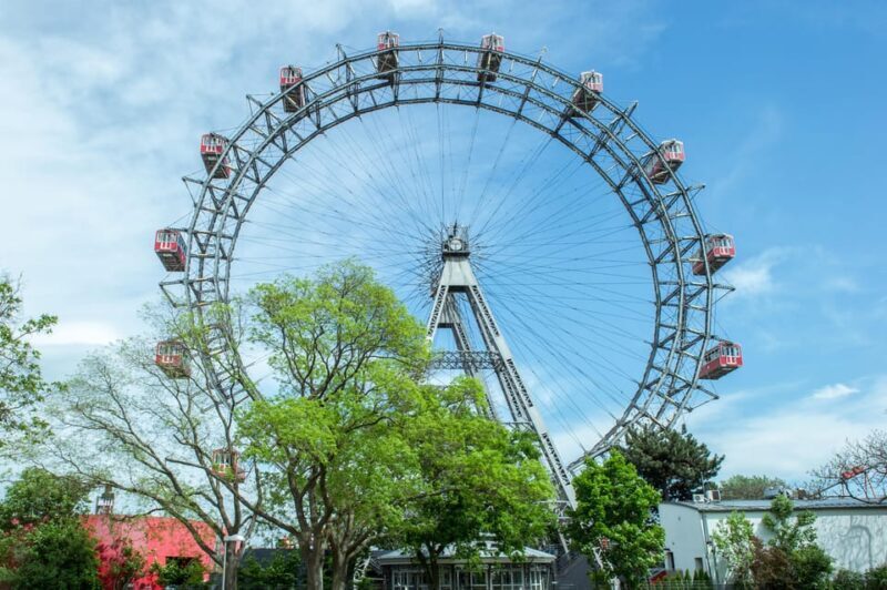 Vienna: Hop-on Hop-off, Ferris Wheel, and River Cruise - FAQ