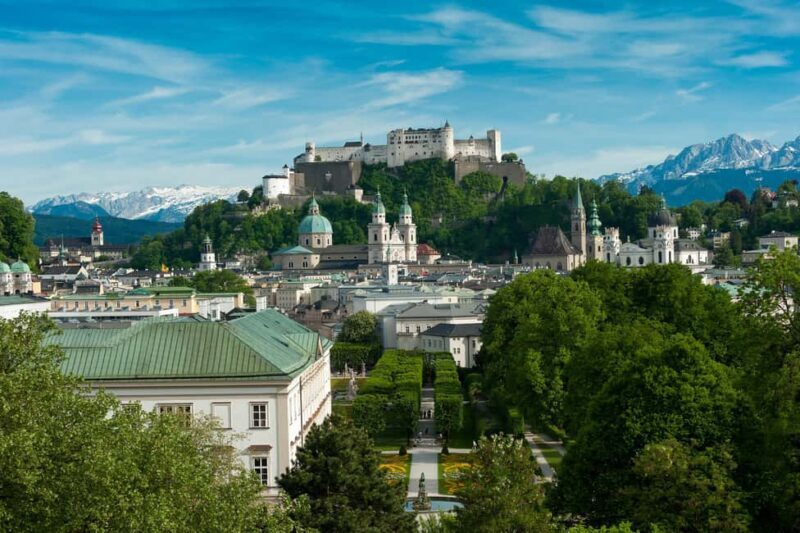 Vienna: Melk, Hallstatt, Salzburg and Mountains Lakes Tour - Key Points