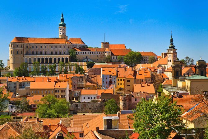 Vienna-Prague One-Way Sightseeing Tour Bus - Third Stop: Telc — A Fairytale Town