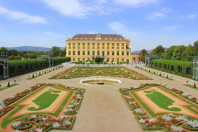 Vienna Private Transfer from Vienna Airport to City centre - A Detailed Look at the Vienna Airport Private Transfer