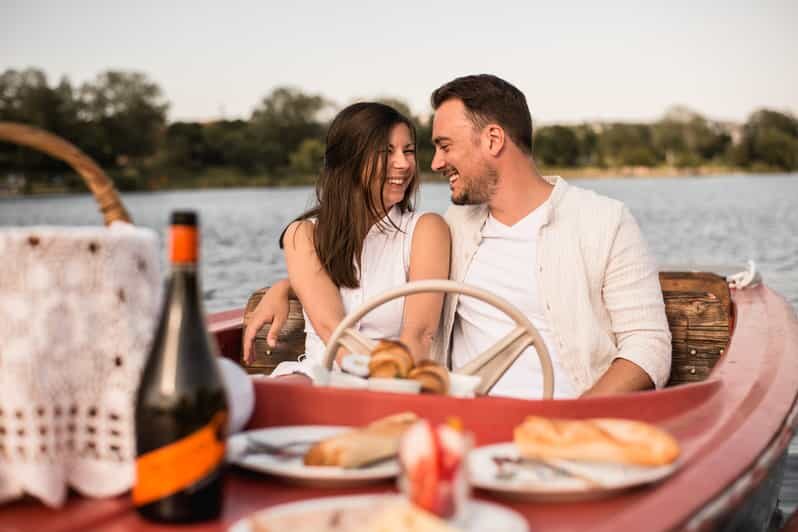 Vienna: Retro Boat Tour on the Danube River with Picnic - Why It’s a Great Value