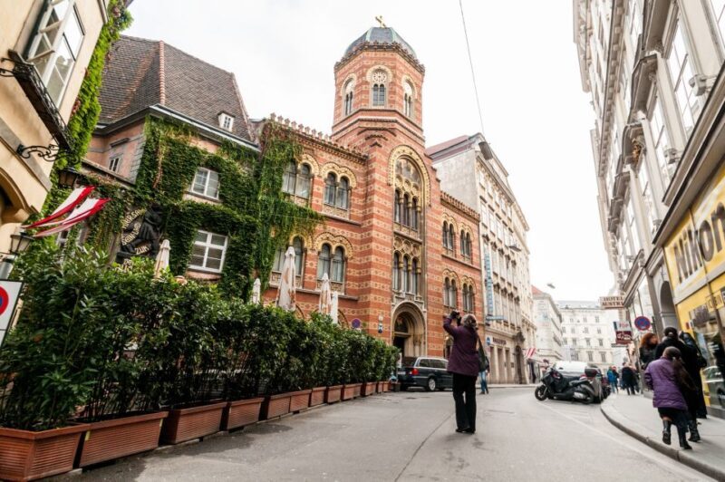 Vienna: Romantic Old Town 2-Hour Discovery Tour - Key Points