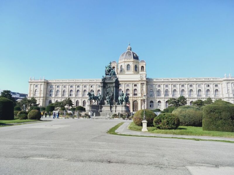 Vienna: Schönbrunn Palace and City Center Guided Tour - Vienna: Schönbrunn Palace and City Center Guided Tour — A Deep Dive