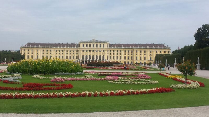 Vienna: Schönbrunn Palace and City Center Guided Tour - Key Points