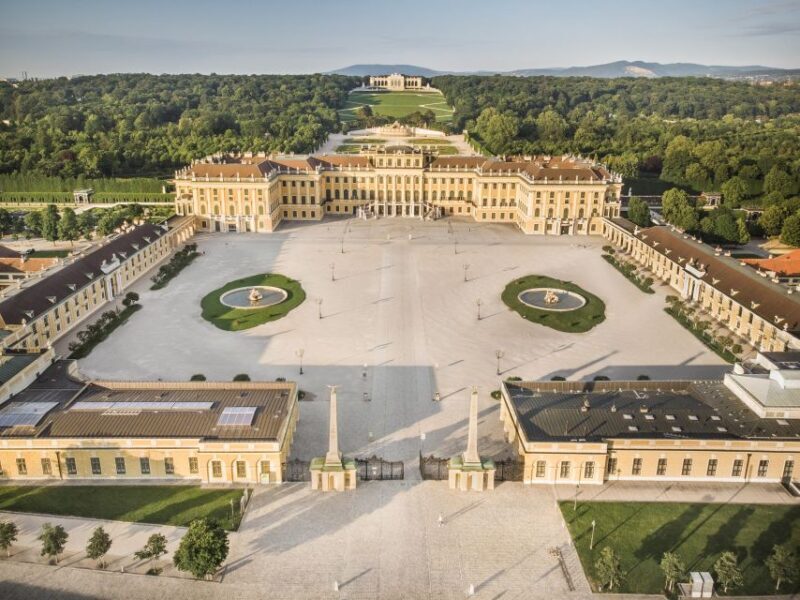 Vienna: Schönbrunn Palace Entry Ticket with Lunch - Vienna: Schönbrunn Palace Entry Ticket with Lunch – A Balanced Look at a Palace Experience