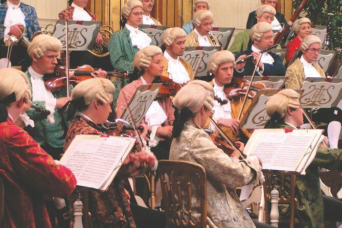 Vienna State Opera House Mozart Concert in Historical Costumes - The Overall Atmosphere