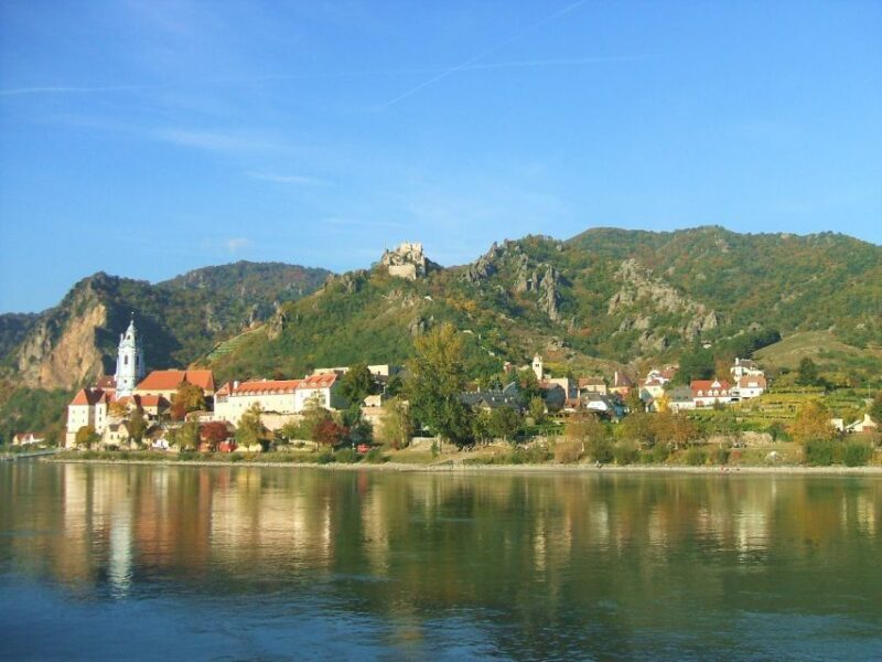 Vienna: Wachau Valley Private Kayak and Wine Tour - The Kayaking Experience