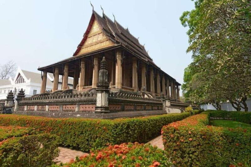 Vientiane : Private Custom Tour with a Local Guide - Key Points