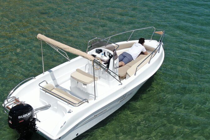 Vieste Boat rental without nautical license - Frequently Asked Questions