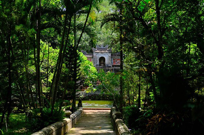 Vietnam Buddhist Tours: Buddhism In Hue, Philosophy Of Life - A Deep Dive into the Hue Buddhist Experience