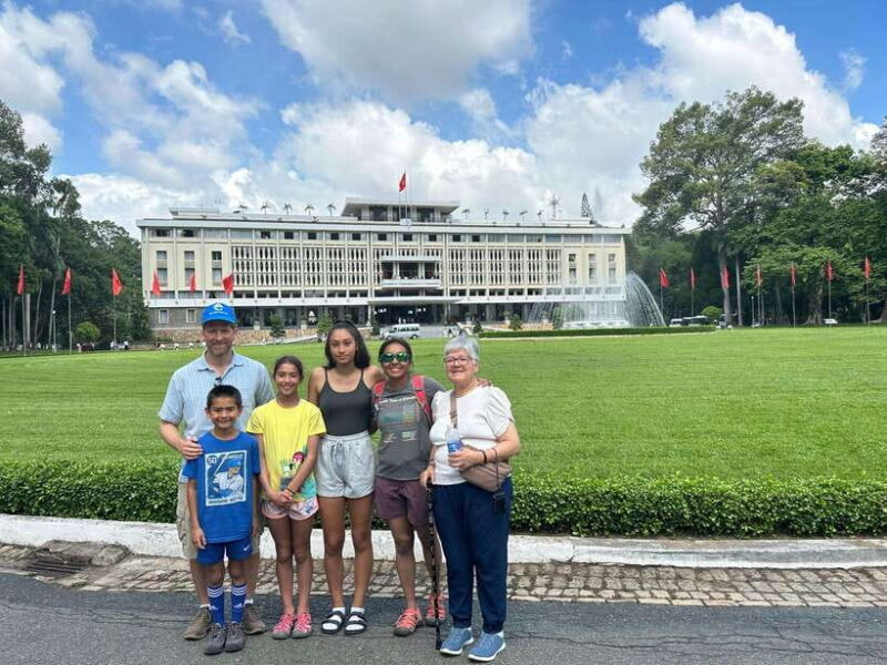 Vietnams Highlights in 15 Days: North to South by Air - An In-Depth Look at Vietnam’s Highlights in 15 Days