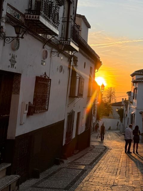 Viewpoints in the Albaicín - The Heart of the Tour: Exploring Granada’s Albaicín