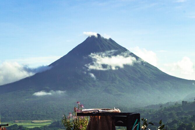 Views Of heaven, peasant afternoons Volcano & Lake - Exploring the Arenal Observatory Lodge & Trails