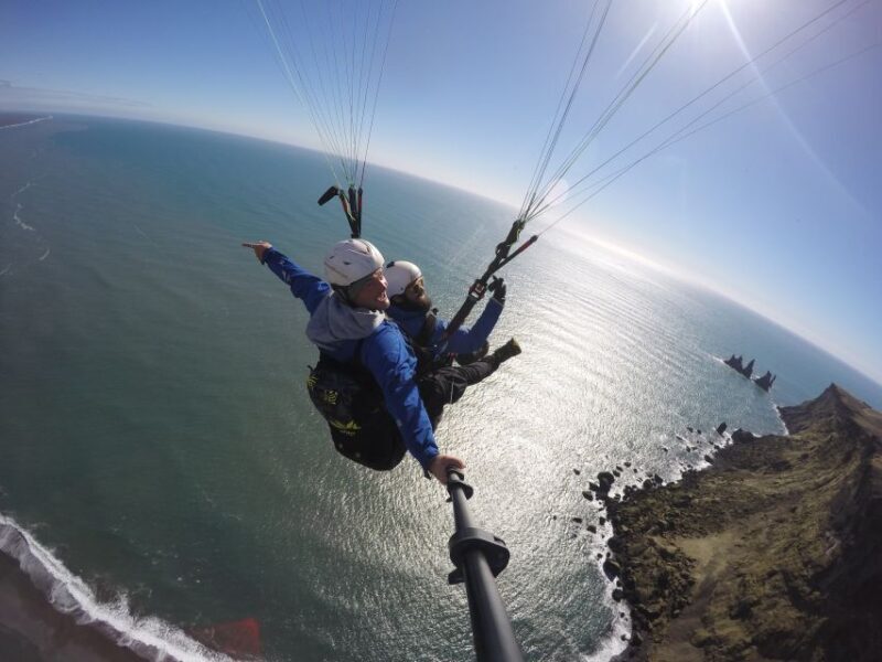 Vík: Paragliding Tandem Flight - A Closer Look at the Vík Paragliding Experience