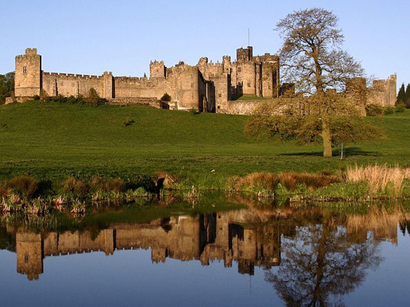 Viking Coast and Alnwick Castle Very Small Group Tour from Edinburgh - What the Reviews Tell Us