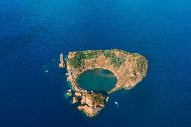 Vila Franca Islet Inside Guided Natural Reserve Geo Tour - Key Points