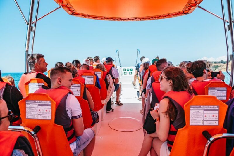 Vilamoura: Benagil Cave Boat Tour with Entry - The Experience of a Typical Tour