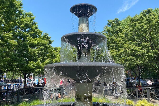 Village Nights: Greenwich Village Food Crawl - Exploring Greenwich Village with a Food and History Focus