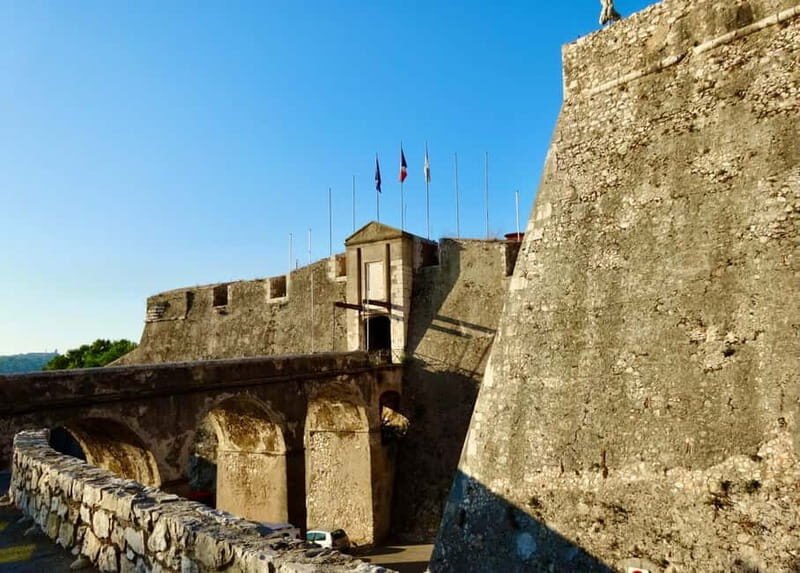 Villefranche Walking: Citadel, Old Town & Royal Port - The Sum Up