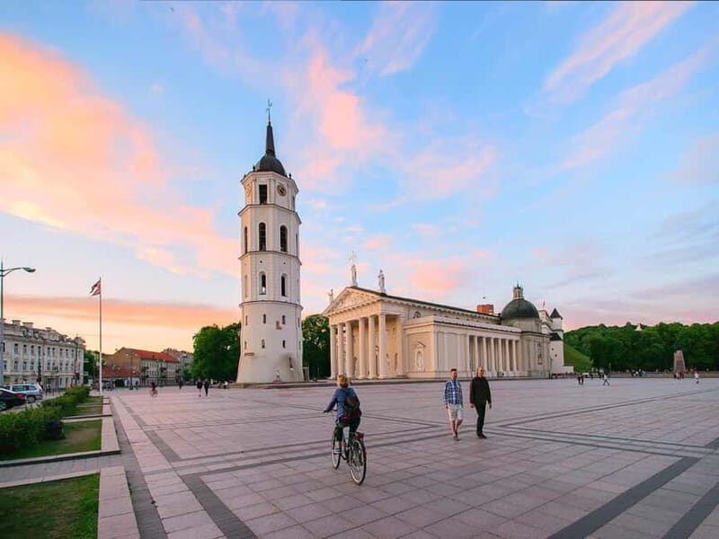 Vilnius: Capture the most Photogenic Spots with a Local - The Itinerary in Detail