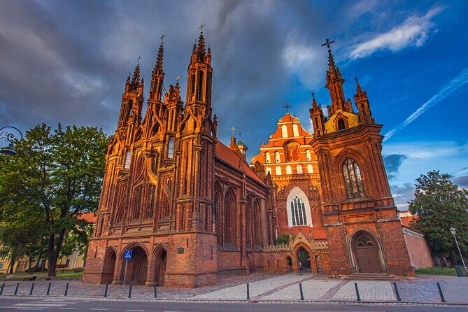 Vilnius Day Trip or Airport Transfer - Exploring Vilnius on a Private Day Trip from Riga