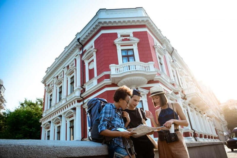 Vilnius: Express Walk with a Local in 60 minutes - An In-Depth Look at the Vilnius Express Walk