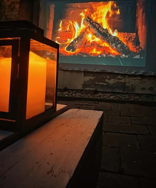 Vilnius: Private Open-Air Old Town Cinema Experience - Vilnius: Private Open-Air Old Town Cinema Experience