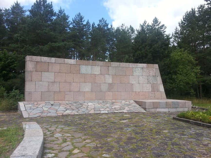 Vilnius: Private Paneriai Park, Trakai Castle, Kernav Tour - Why this tour stands out