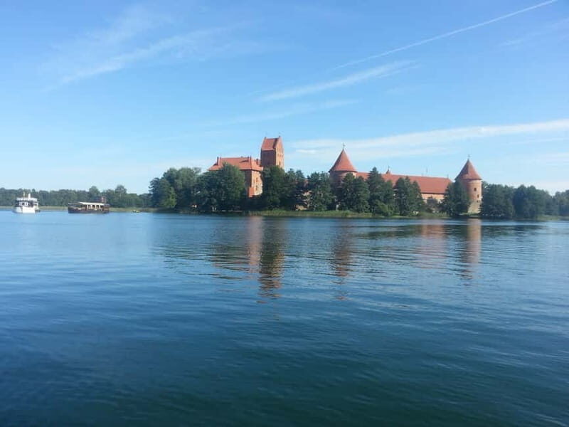 Vilnius: Private Paneriai Park, Trakai Castle, Kernav Tour - FAQ