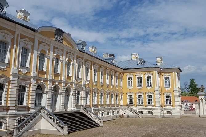 Vilnius to Riga Day Trip: The Hill of Crosses, Rundale Palace and Bauska Castle - A Deep Dive into the Tour Experience