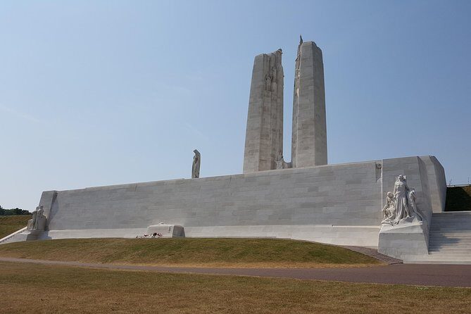 Vimy and Flanders Fields Canadian Battlefield Tour from Lille - FAQs