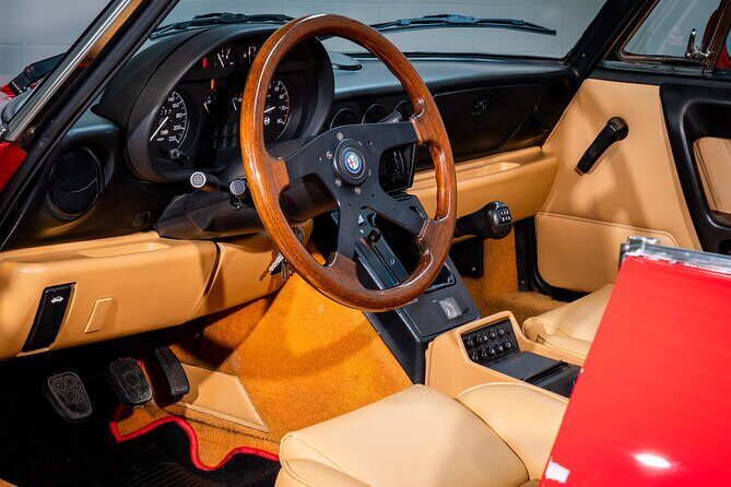 Vintage car rental on the lake for a day - Who Would Love This Experience?