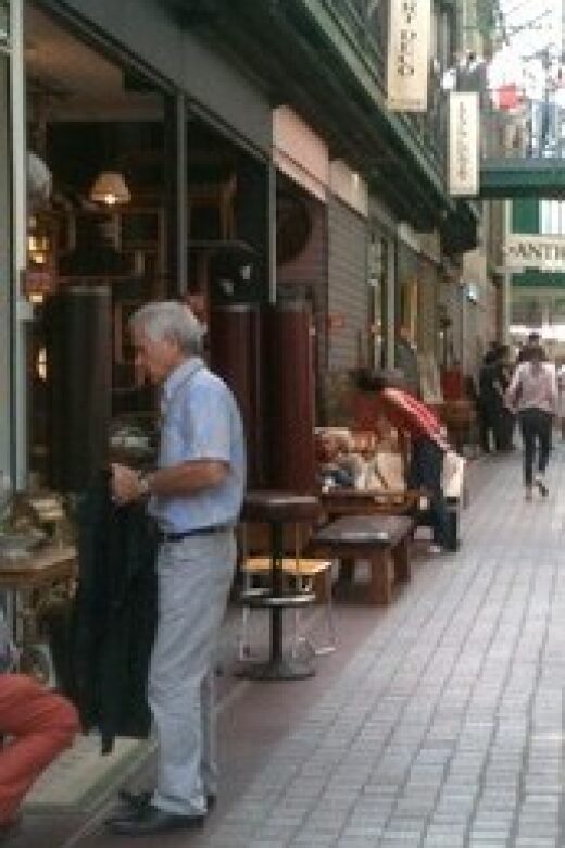 Vintage Paris & St Ouen Flea Market Walking Tour - Discover the Charm of Vintage Paris and the St. Ouen Flea Market