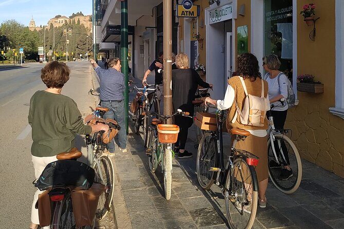 Vintage Style Bike Rental in Malaga - FAQs