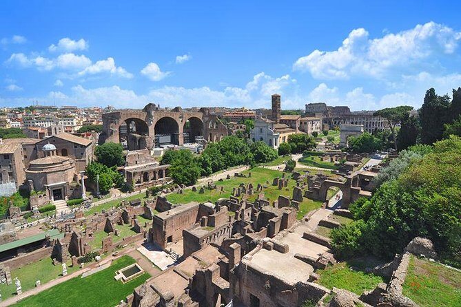 VIP Colosseum & Ancient Rome Guided Tour - A Closer Look at the Experience