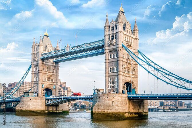 VIP Early Access: Opening Ceremony Tower of London & Bridge Entry - Who Will Love This Tour?