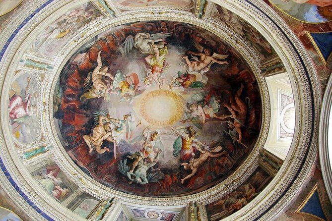 VIP Guided Tour Rome Colosseum, Vatican Museums, lunch included - The Sum Up