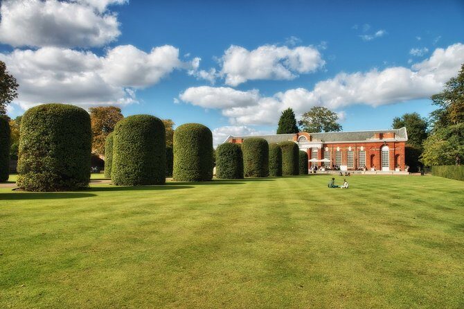 VIP Kensington Palace Gardens Tour & Royal Tea Crown Experience - FAQ