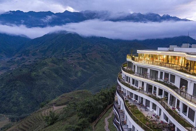 VIP LUXURY Sapa 2D1N -TRANSFER BY LUX LIMOUSINE CAR (Stay at 5* hotel) - The Details of the Tour