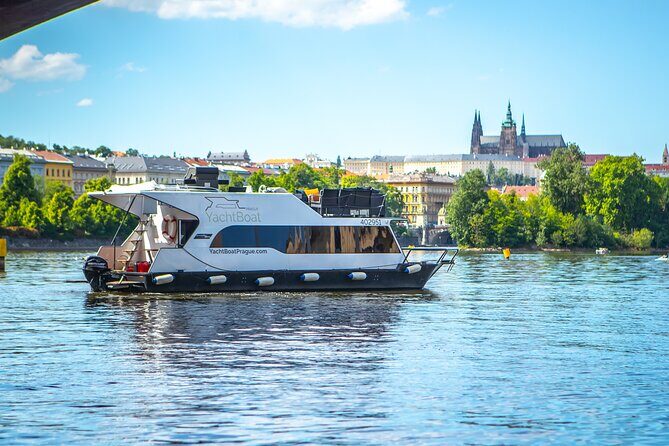 VIP Prague YachtBoat ONE Experience: All-You-Can-Drink - A Detailed Look at the VIP Prague YachtBoat ONE Experience